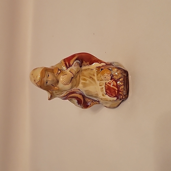 Other - Mary & Jesus Figurine